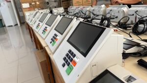 A 13 dias da eleição, apoios de prefeitos são reforçados