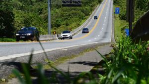 Mogi-Bertioga recebe 380 mil veículos no feriado do dia 7
