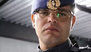 Pol&iacute;cia prende suspeito de envolvimento na morte de PM de Po&aacute;