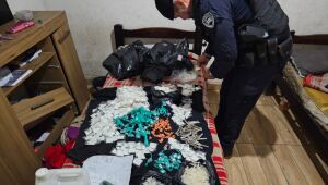 Operação Tráfico Zero apreende 4,5 mil entorpecentes e encontra duas casas-bomba em Itaquá