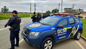 Ação relâmpago da GCM mobiliza 11 patrulhas e apreende quase 2 mil porções de drogas em Itaquá