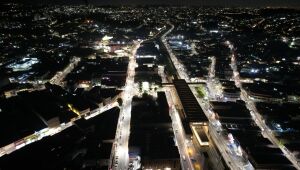 Prefeitura conclui moderniza&ccedil;&atilde;o de 100% da ilumina&ccedil;&atilde;o p&uacute;blica de Ferraz com l&acirc;mpadas de LED