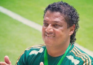 Morre ex-zagueiro Tonhão, ídolo do Palmeiras, aos 55 anos
