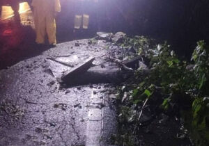 Chuva causa deslizamento na Mogi-Bertioga e pista é liberada nesta manhã