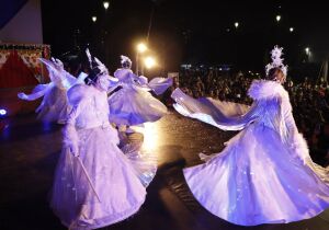 'Parada Natalina' leva mais de 7 mil pessoas ao Parque Max Feffer