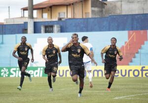 Com um a menos, União Suzano derrota o Avaí por 2 a 1 e garante classificação inédita na Copinha