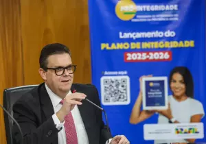 INSS deve corresponder à confiança de aposentados, diz ministro
