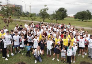 Prefeitura abraça iniciativa que reforça plantio de mudas de árvore em Suzano