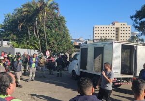 Trabalhadores da Renova Suzano começam paralisação por falta de pagamento do VR e VT