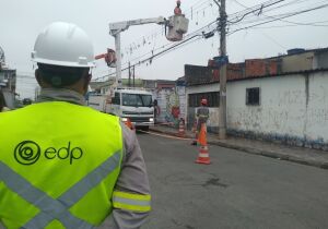 Pipas deixam 118 mil pessoas sem energia no Alto Tietê 
