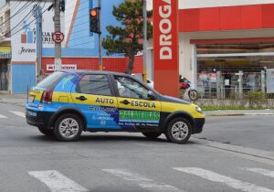 Autoescolas de Suzano são contra proposta sobre fim de curso obrigatório para CNH