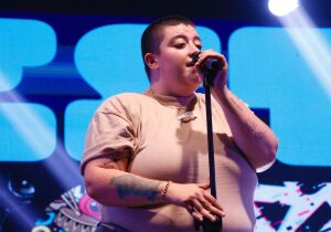 'Fest Voz 2025' define finalistas em evento com apresentação de Ana Vilela