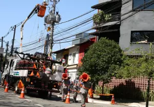 Enel diz que fornecimento de energia deve ser normalizado até amanhã