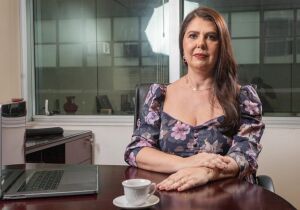 Ex-promotora de Justiça de Suzano analisa ataque dos EUA à Venezuela