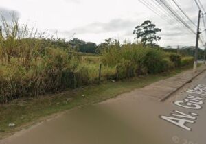 Corpo é encontrado dentro d'água em Arujá