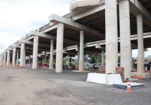 Prefeito vistoria obras da avenida Senador Roberto Simonsen e do Rodoanel durante o fim de semana