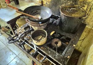 Vigilância Sanitária interdita delivery de yakisoba na rua Baruel