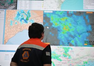 Defesa Civil renova alerta de chuvas intensas e mantém Gabinete de Crise até quinta-feira (26)