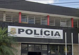 Homem esfaqueia o primo por causa de comida em Ferraz