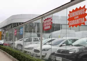 Produção e venda de veículos caem em janeiro, aponta Anfavea
