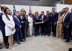 Homenagem a Costa Neto reúne políticos do PL de toda a região