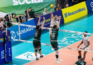 Suzano encerra 1ª fase da Superliga em disputa contra Monte Carmelo