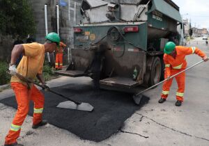 Suzano amplia 'Tapa-Buraco' com quatro caminhões e prevê até 1,2 mil reparos por mês
