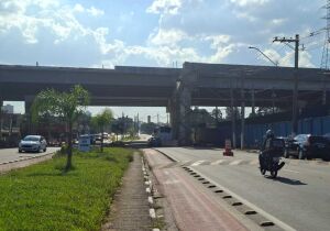Interdição na Avenida Brasil altera trânsito em Poá nesta quarta-feira