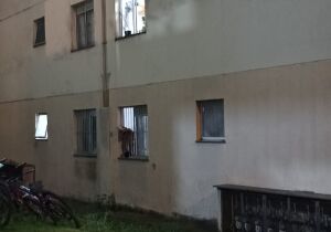 Mulher se atira do terceiro andar com a filha para fugir de violência em Suzano