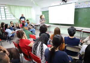 Planejamento Urbano realiza encontro com professores para programa 'Bairros + Completos'