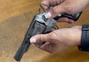 Homem atira em vizinho e é preso em Suzano