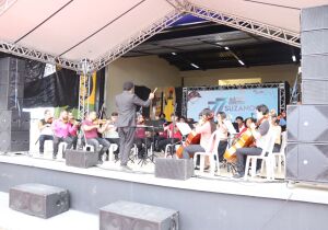 Parque Max Feffer atrai 4,5 mil pessoas com programação cultural no fim de semana