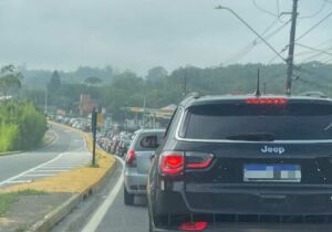 Mogi-Bertioga registra cerca de 11 km de lentidão neste sábado