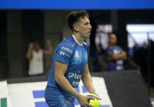 Suzano Vôlei repatria ponteiro Vitor Baesso, atleta vice-campeão paulista em 2023