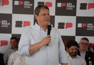 Governador faz 'Caravana 3D' com 4 inaugurações e anúncio de R$ 1,3 bi na região nesta sexta