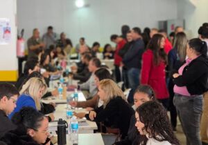 Mutirão de Empregos de Poá reúne centenas de candidatos e amplia acesso ao mercado de trabalho