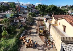 Prefeito acompanha início das obras de pavimentação no Jardim Amazonas e na Vila Real Santista