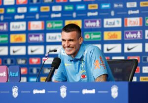 Ibañez relembra momento de convocação para Copa do Mundo: 'Foi pura emoção'