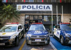 Homem é preso após tentar matar esposa a facadas em Ferraz