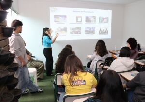 Meio Ambiente promove palestra para 70 alunos do ensino médio de Suzano