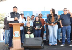 Prefeito anuncia pavimentação de trecho da estrada Portão do Honda até o bairro Meu Sossego