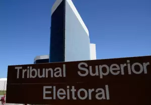 TSE marca julgamento de registros dos candidatos à Presidência
