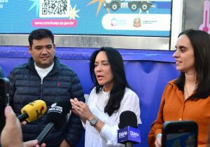 Primeira-dama do Estado visita carreta da capacitação em Suzano