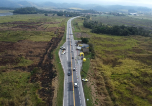 Rajadas de vento em SP exigem atenção redobrada de quem está ao volante
