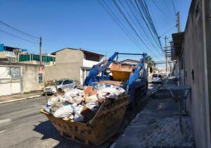 Fiscais de Meio Ambiente apreendem mais duas caçambas irregulares