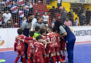 Time de futsal de Suzano é campeão paulista Sub-7