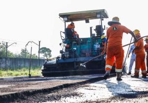 Obras de requalificação asfáltica na avenida Jorge Bei Maluf entram em fase final