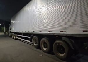 Equipe Deac da GCM prende acusados de sequestrar motorista e roubar caminhão