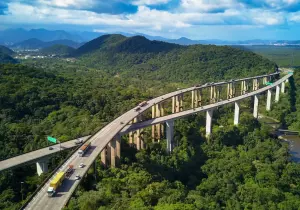 Brasil deve dobrar investimentos para zerar déficit em infraestrutura