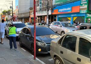 Trânsito: motoristas apontam dificuldades para estacionar nas principais ruas da cidade